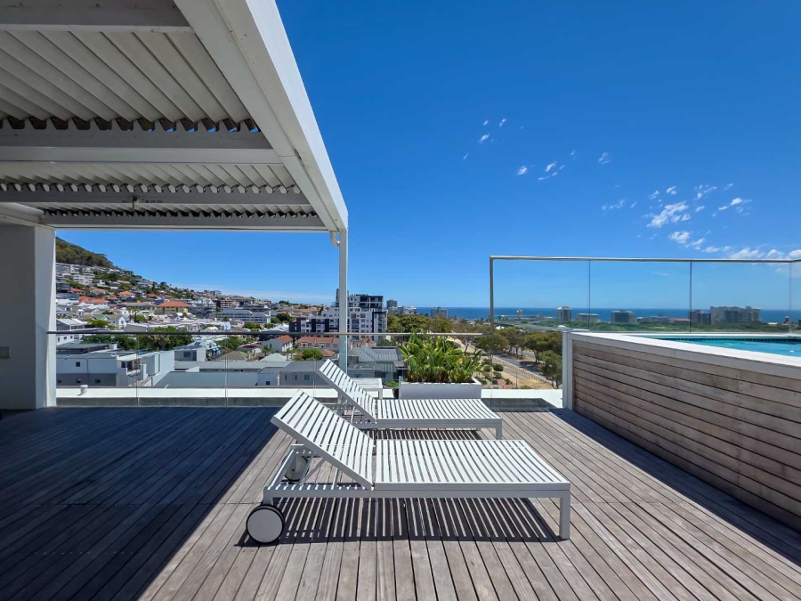 2 Bedroom Property for Sale in Green Point Western Cape